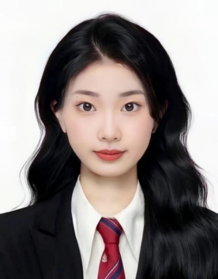 人穿着西装描述已自动生成